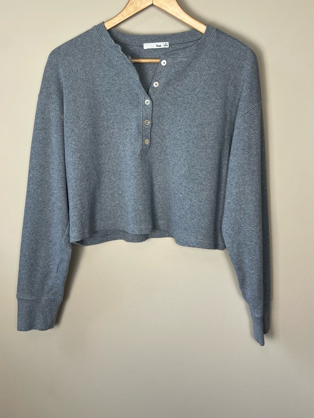 Wilfred Free Aritzia Mavis Cropped Henley Top Heather Grey Size Medium